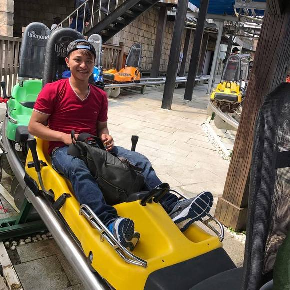 Meet your Posher, Bão - Picture 1 of 1